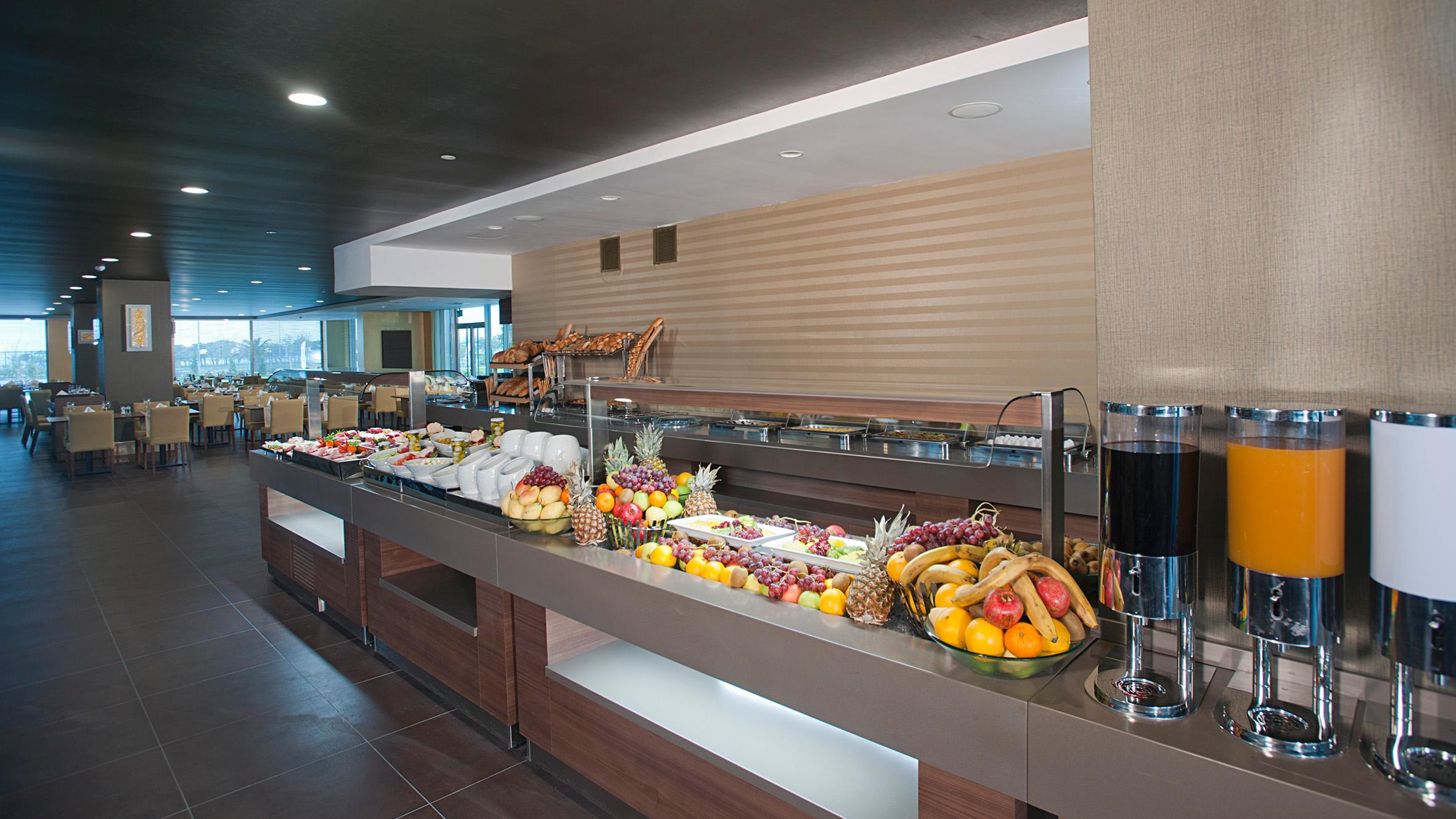 Cevahir Hotel Istanbul Asia Exterior photo The buffet at the airport